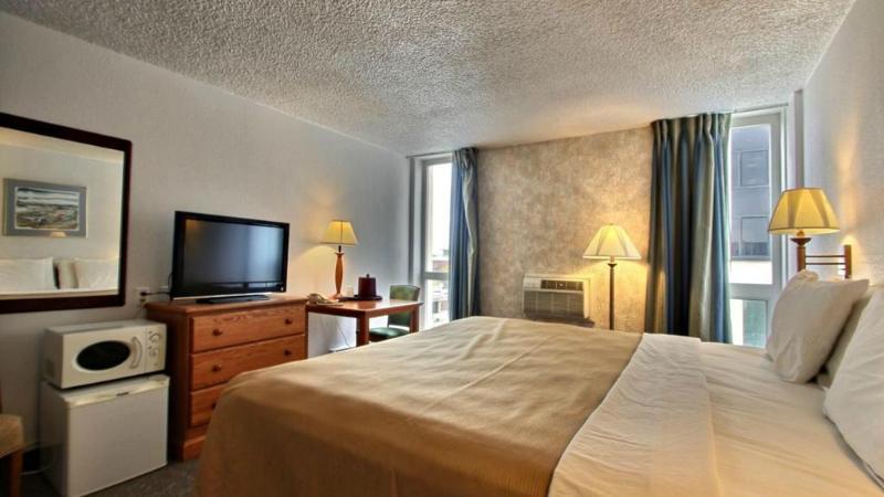 Wingate By Wyndham Sheboygan Hotel Exterior photo
